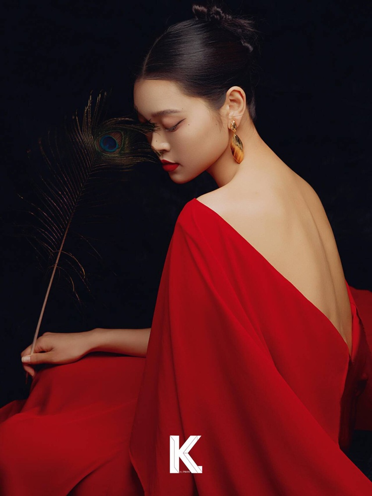 2026 New Fashion High-End Red  - đánh giá và giá Ethnic Fashion Photography
